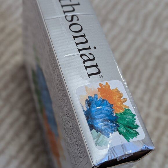 NEW Smithsonian Beautiful Crystal Growing Kit - Sealed - Picture 5 of 8